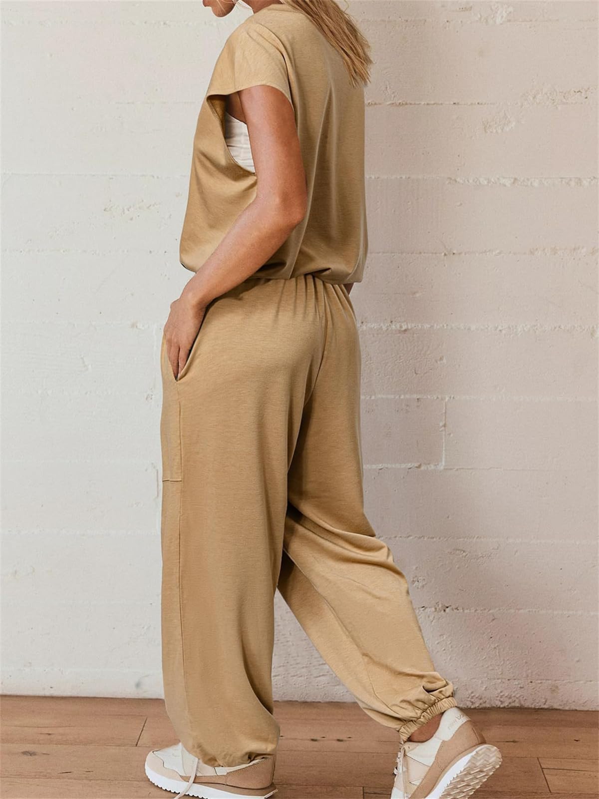 2024 Women's 2 Piece Outfits Fashion Sleeveless Crewneck Sweatsuits