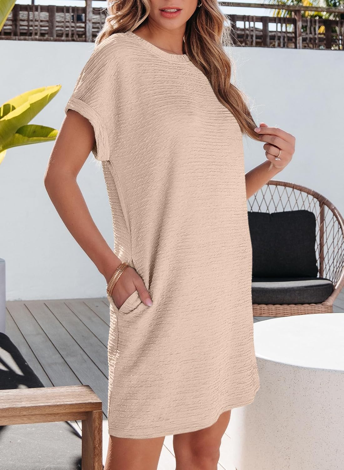 Women's Crewneck Short Sleeve Textured Mini Dress Casual Beach Vacation Dresses