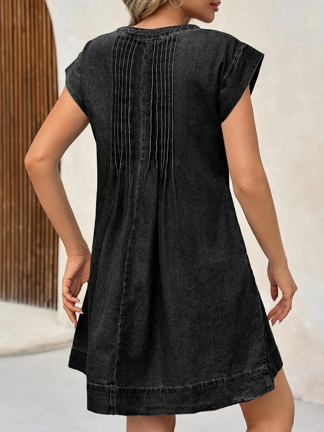 HOT SALE Women's V-neck Pleated Denim Dress With Pockets (Buy 2 Free Shipping)