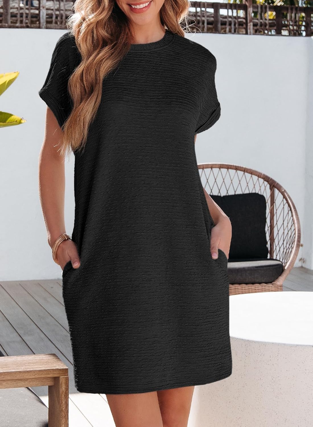 Women's Crewneck Short Sleeve Textured Mini Dress Casual Beach Vacation Dresses