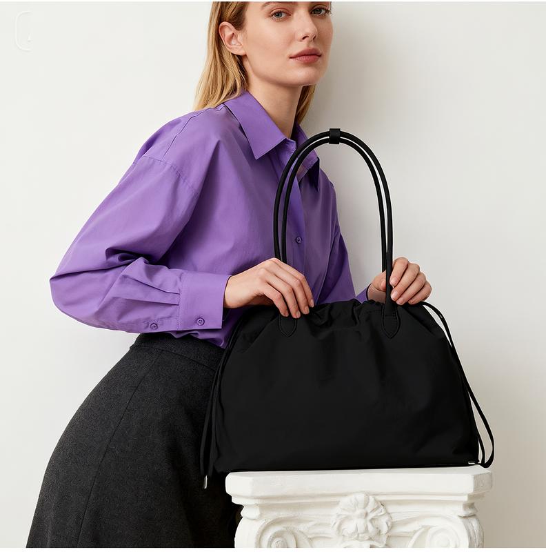 Versatile Large Capacity Tote Bag for Work & Travel