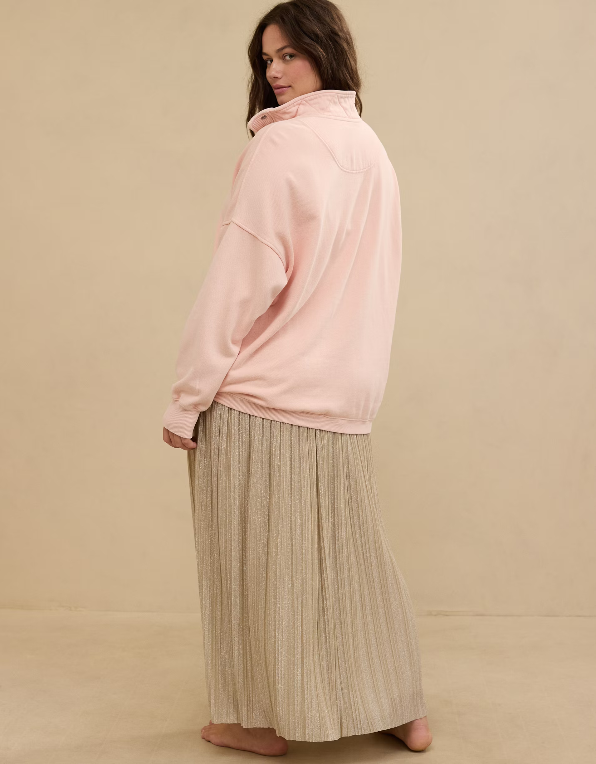 Women's Oversized Long Sleeve Quarter Snap Sweatshirt