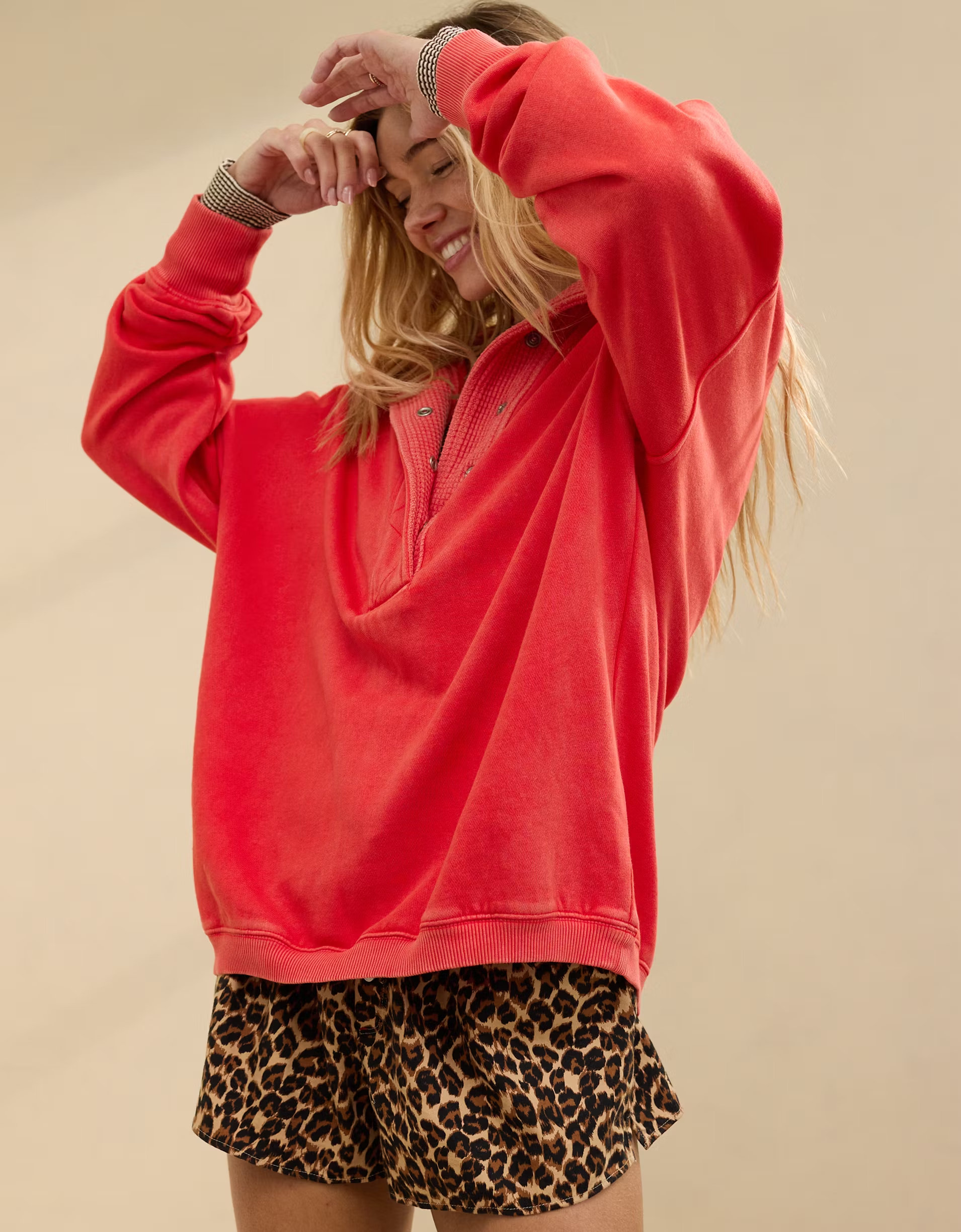 Women's Oversized Long Sleeve Quarter Snap Sweatshirt