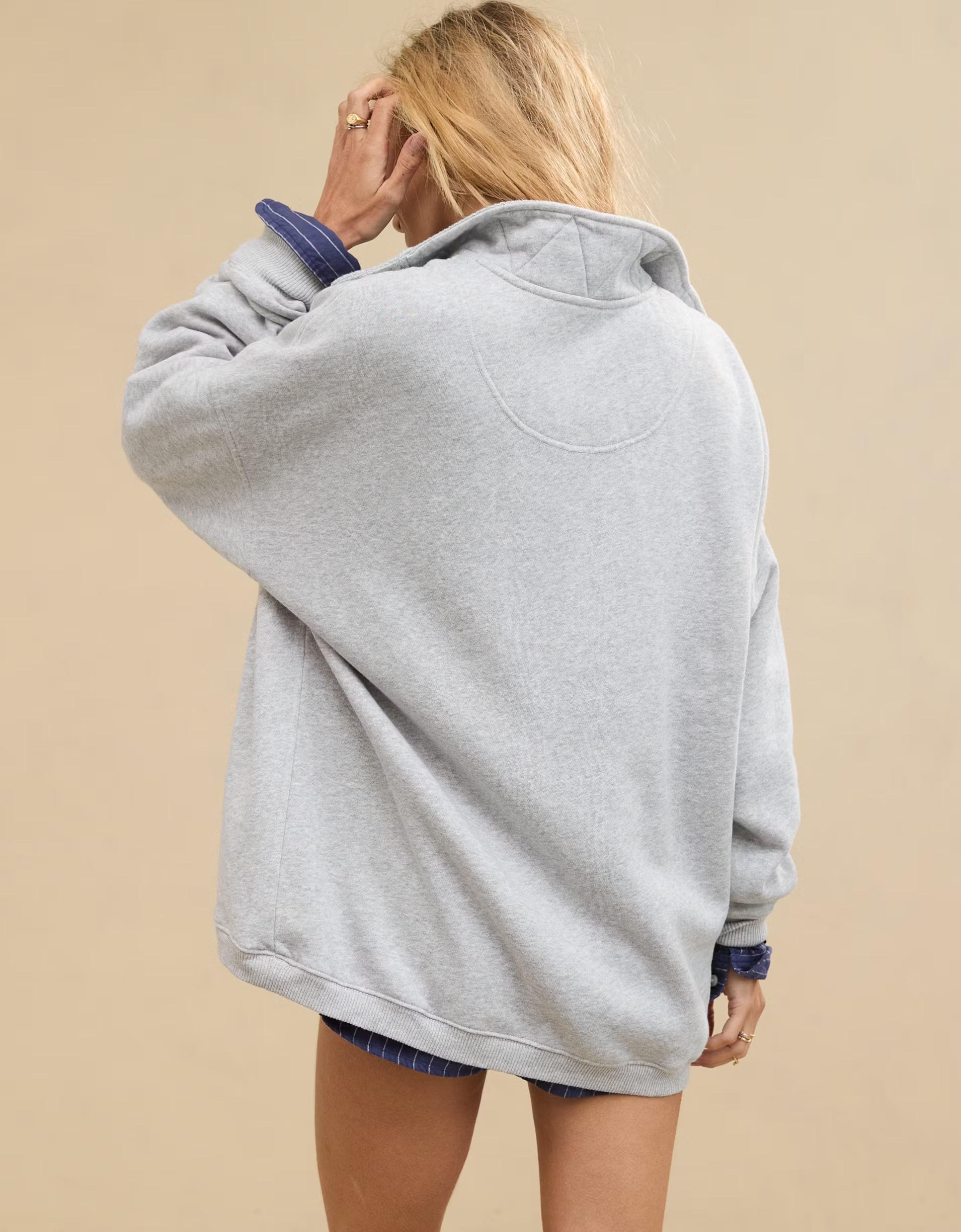 Women's Oversized Long Sleeve Quarter Snap Sweatshirt