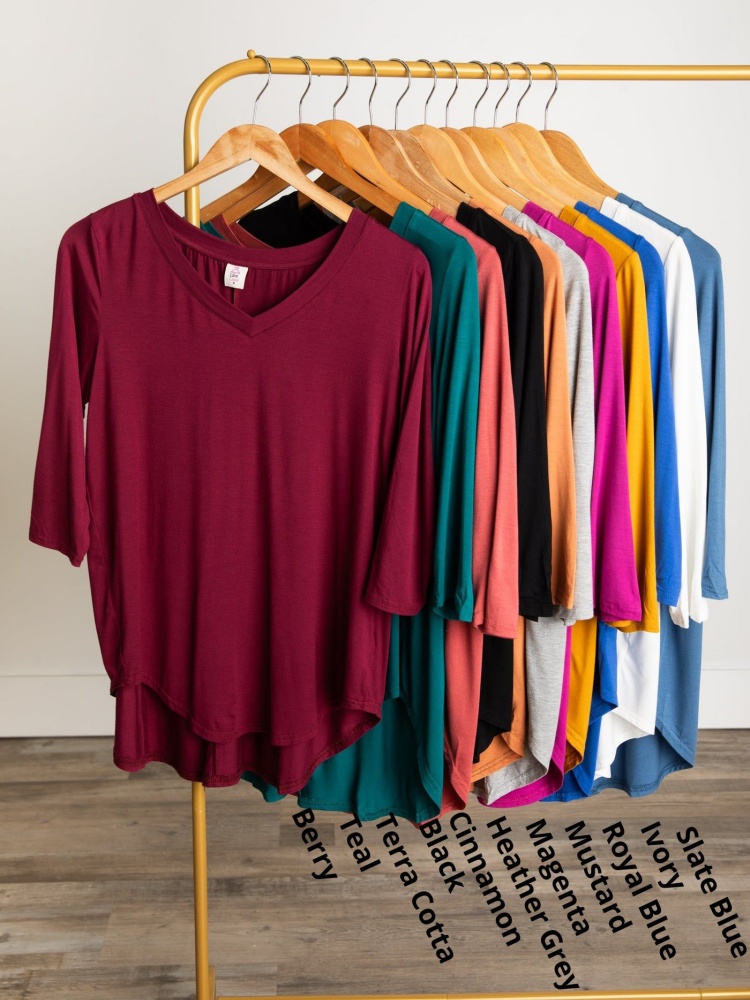 Solid 3/4 V-Neck Knit Top