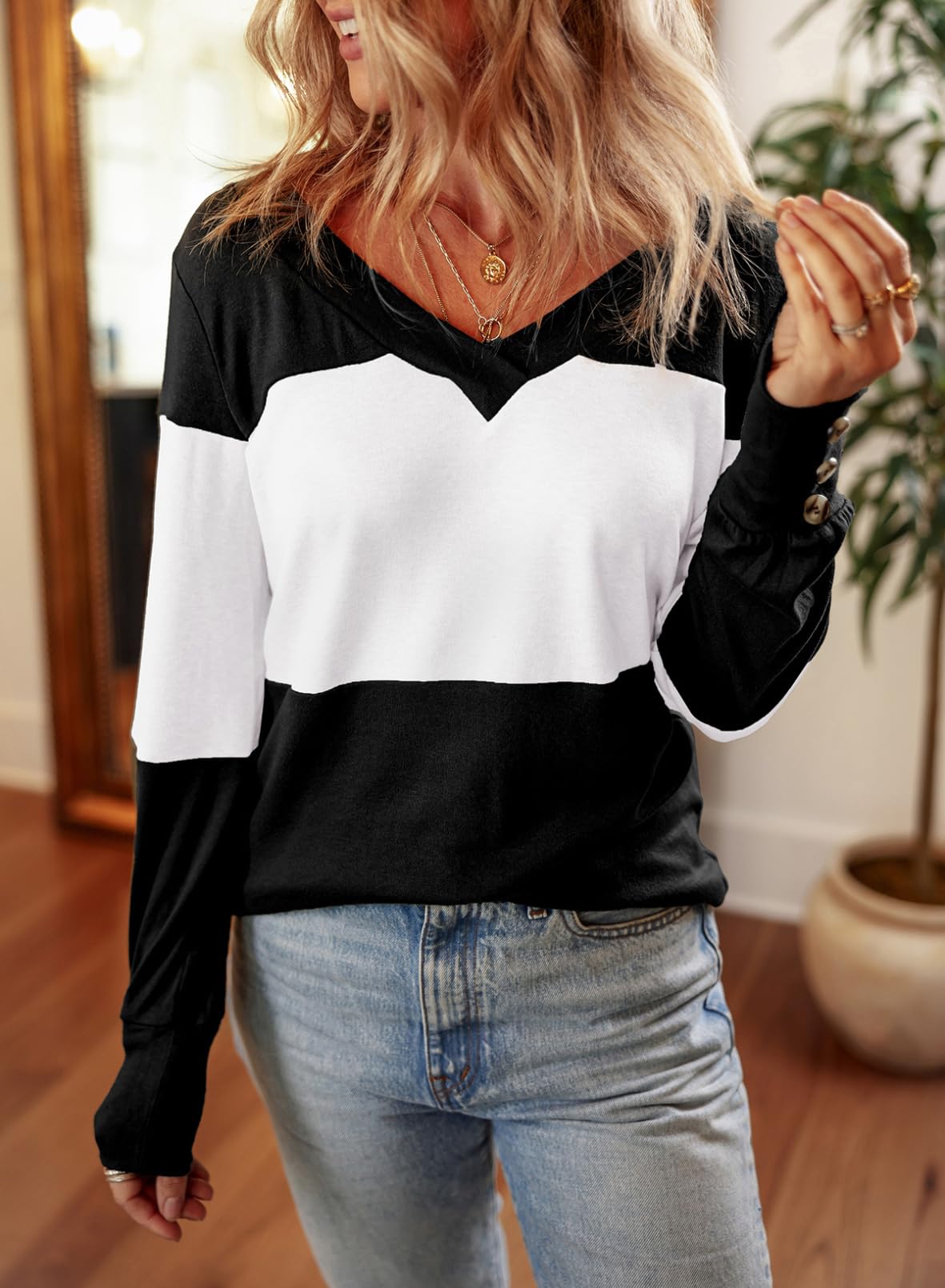 Women's Color Block Long Sleeve V Neck Casual Top