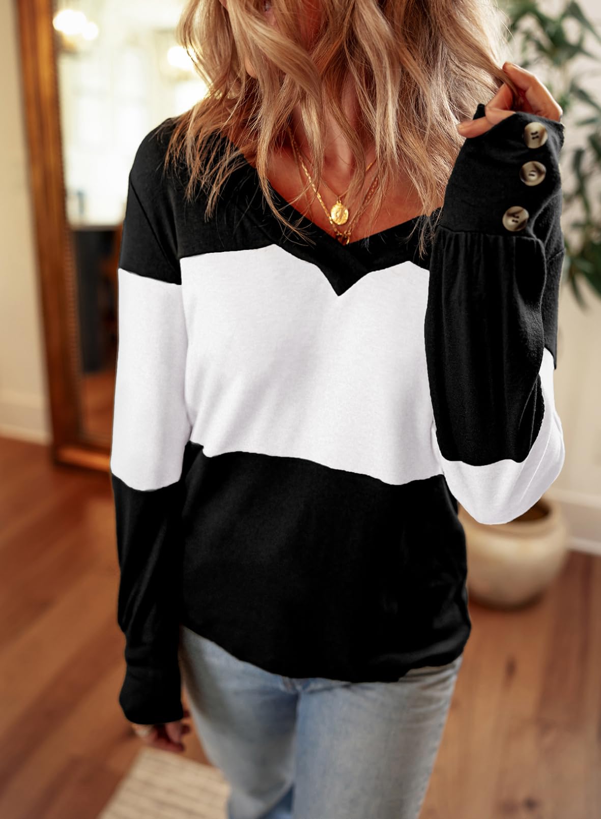 Women's Color Block Long Sleeve V Neck Casual Top