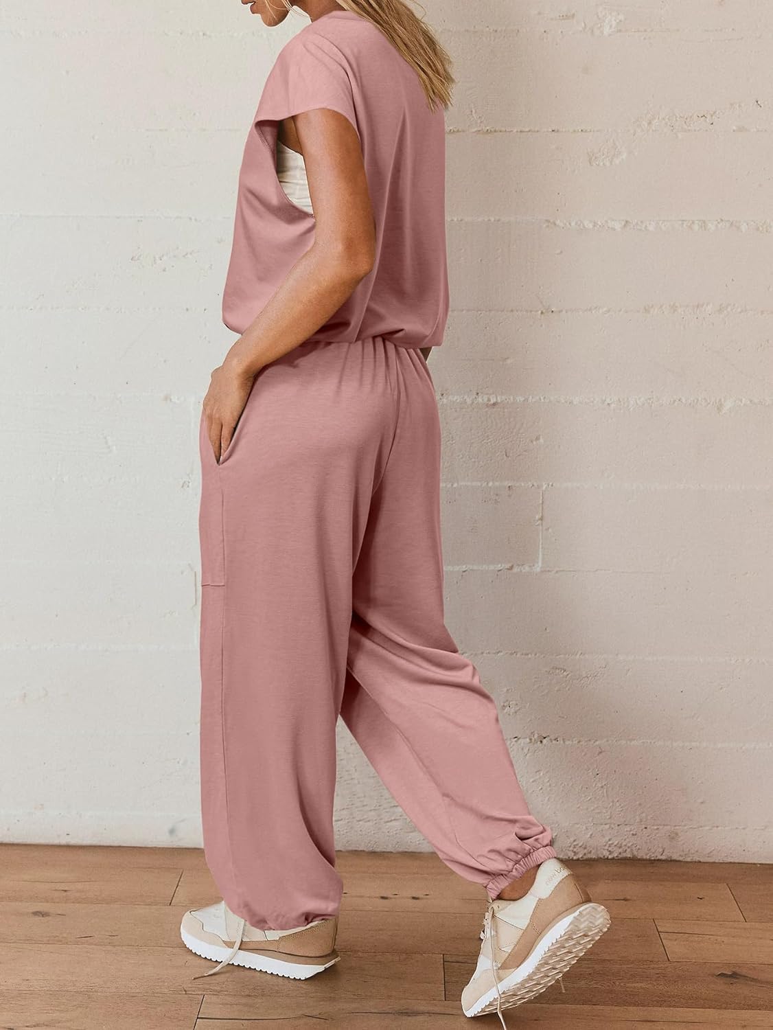 2024 Women's 2 Piece Outfits Fashion Sleeveless Crewneck Sweatsuits