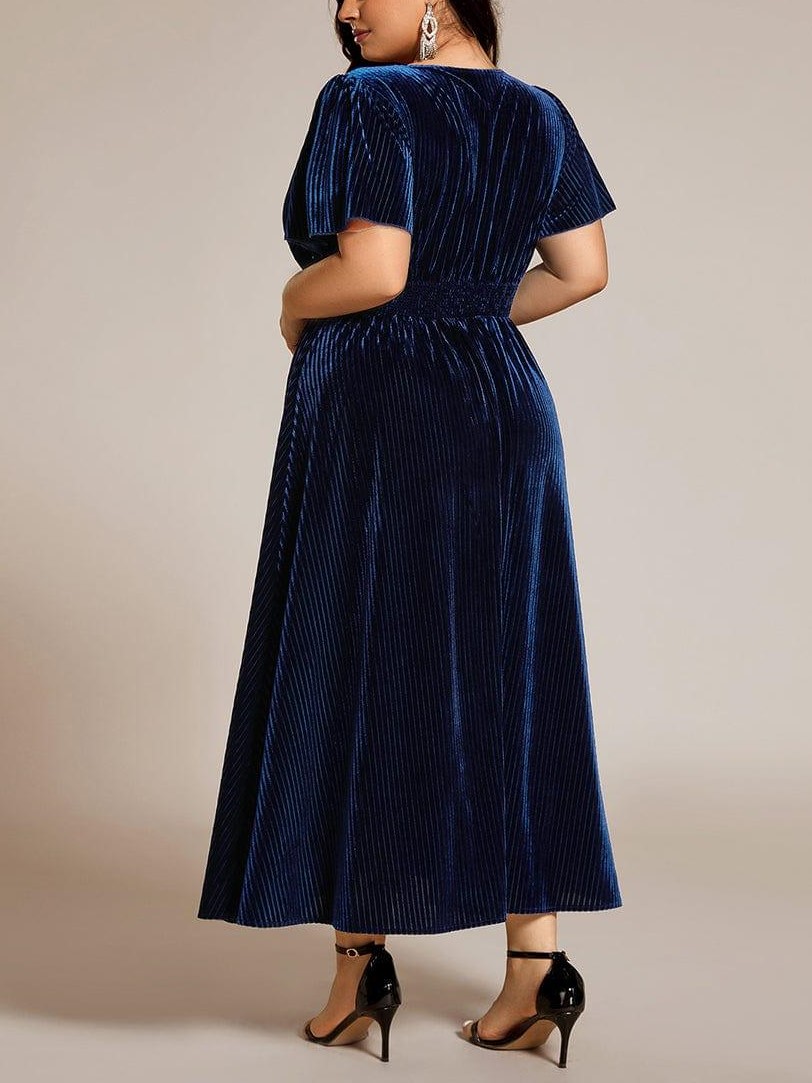 Women's V-Neck Short Sleeve Pleated Velvet Dress