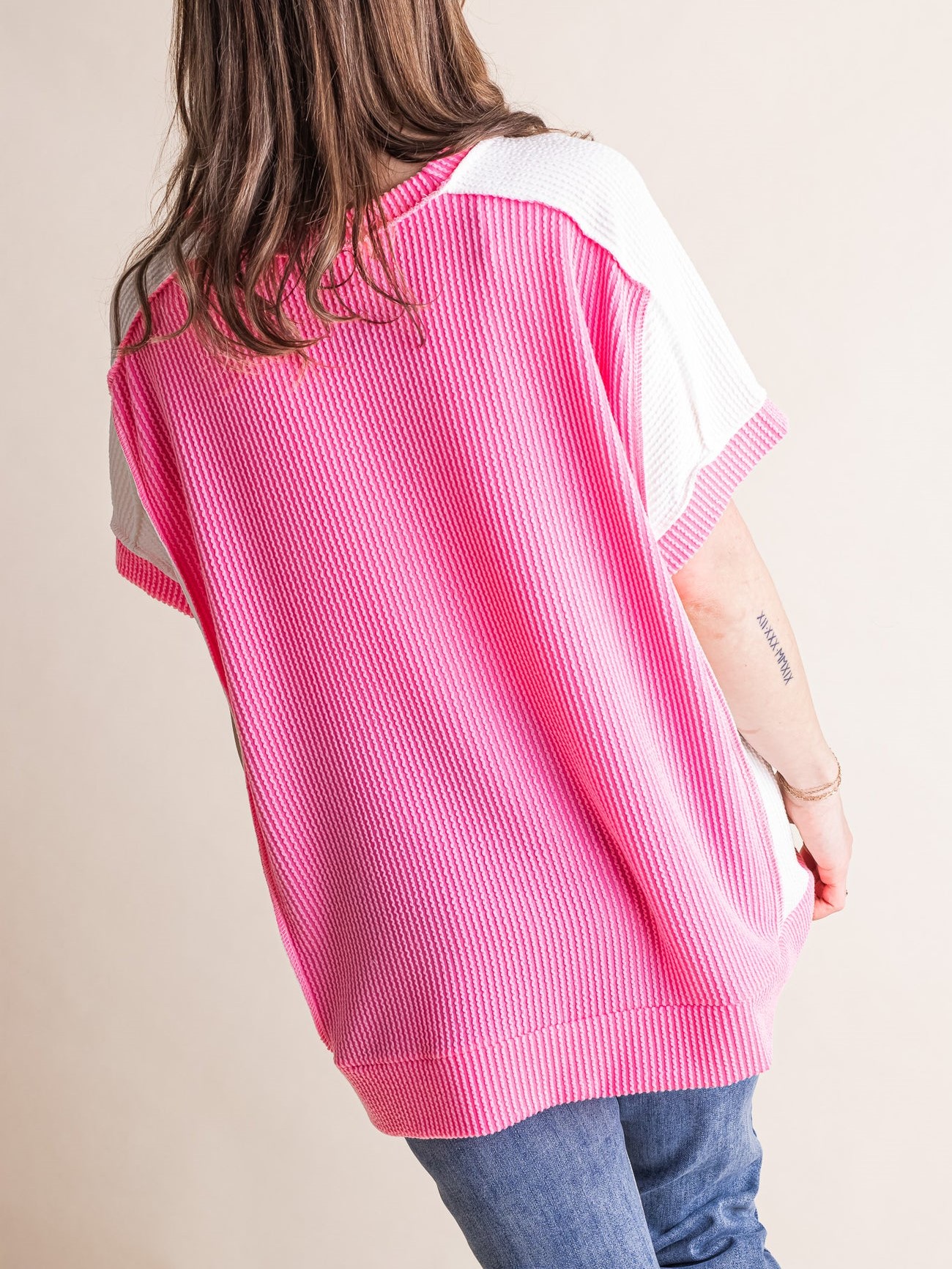 Ribbed Stitching Color Block Tee