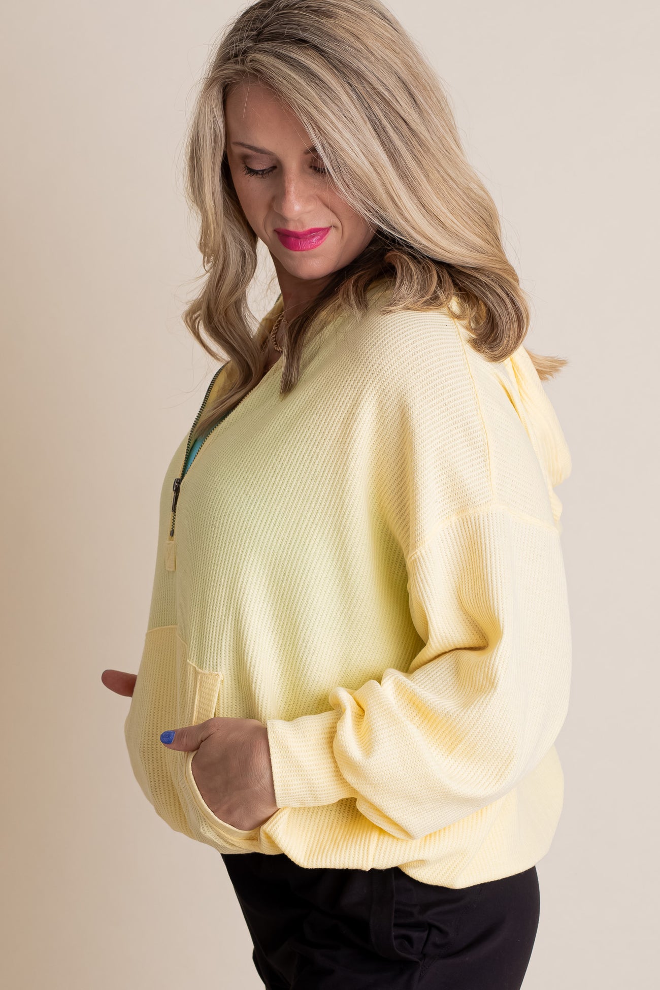 VINTAGE WASHED HALF ZIP UP HOODIE