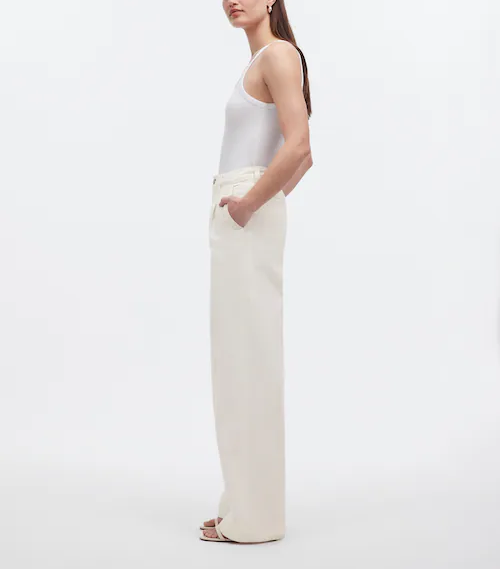 The Wide-Leg Jean: Airy Denim Edition