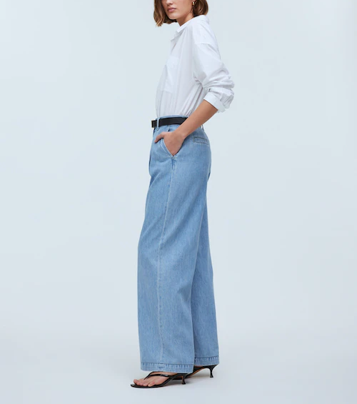 The Wide-Leg Jean: Airy Denim Edition