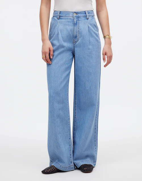 The Wide-Leg Jean: Airy Denim Edition