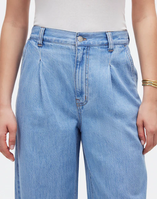 The Wide-Leg Jean: Airy Denim Edition