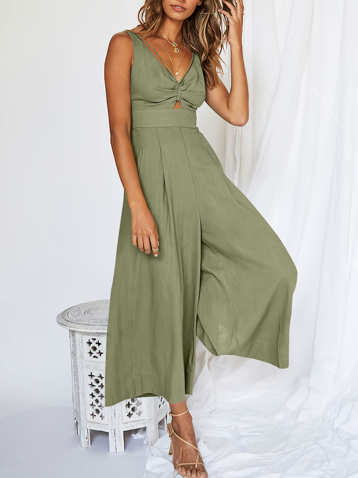 V Neck Cutout High-Waist Rompers (Buy 2 free shipping)-hivebabe.com