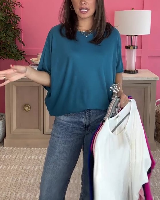 Women's Batwing Short Sleeve Top