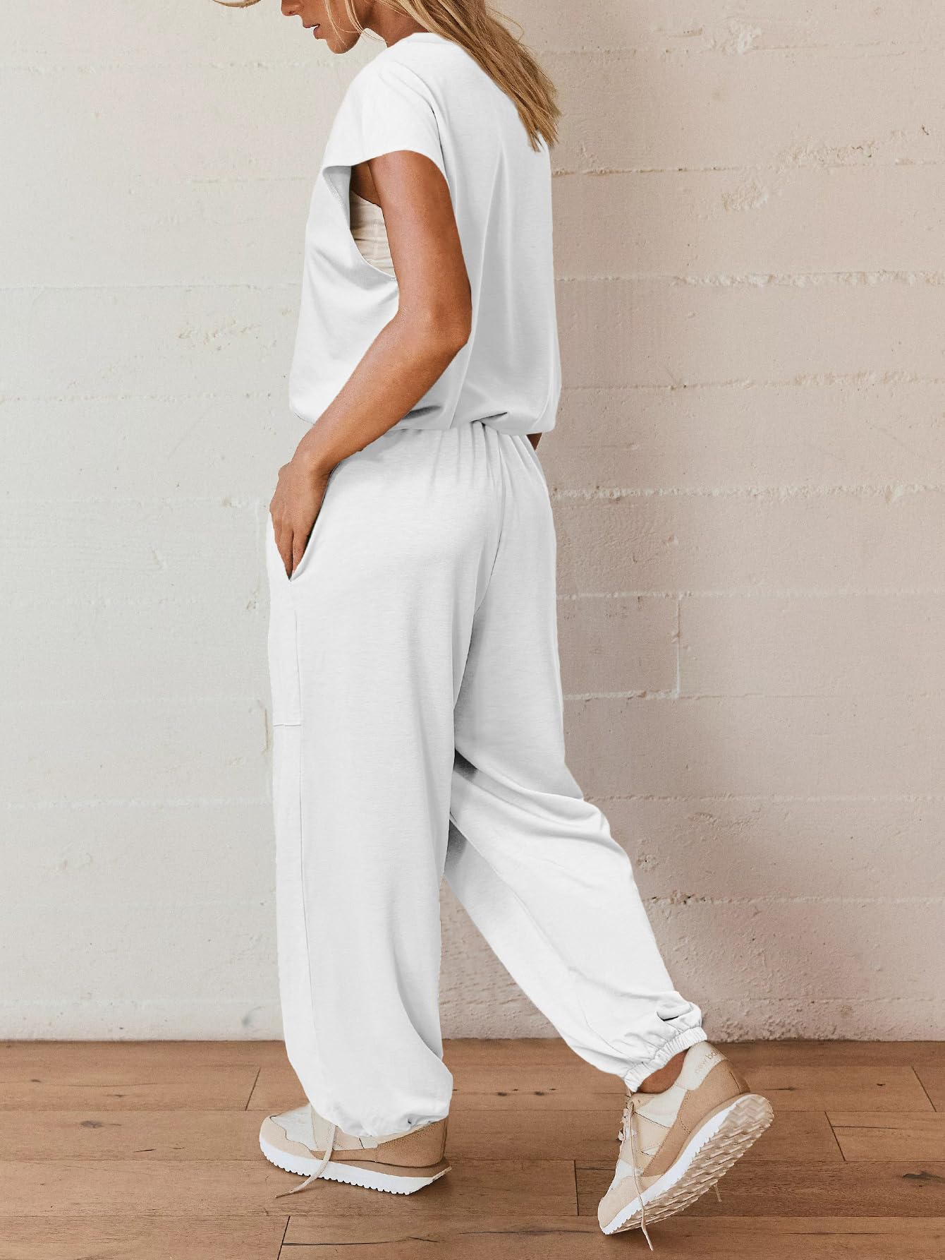 2024 Women's 2 Piece Outfits Fashion Sleeveless Crewneck Sweatsuits