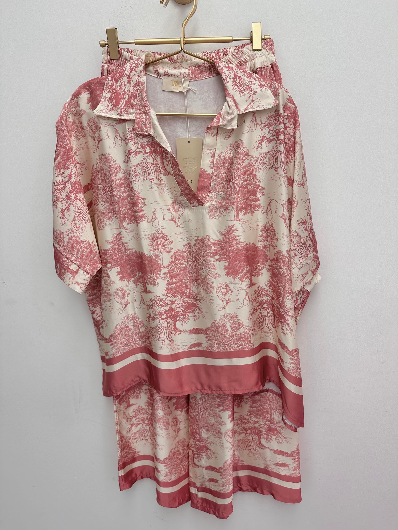 HOT SALE Women's Animal Plant Print V Neck Long Sleeve and Drawstring Pocket Pants Co-ord Set