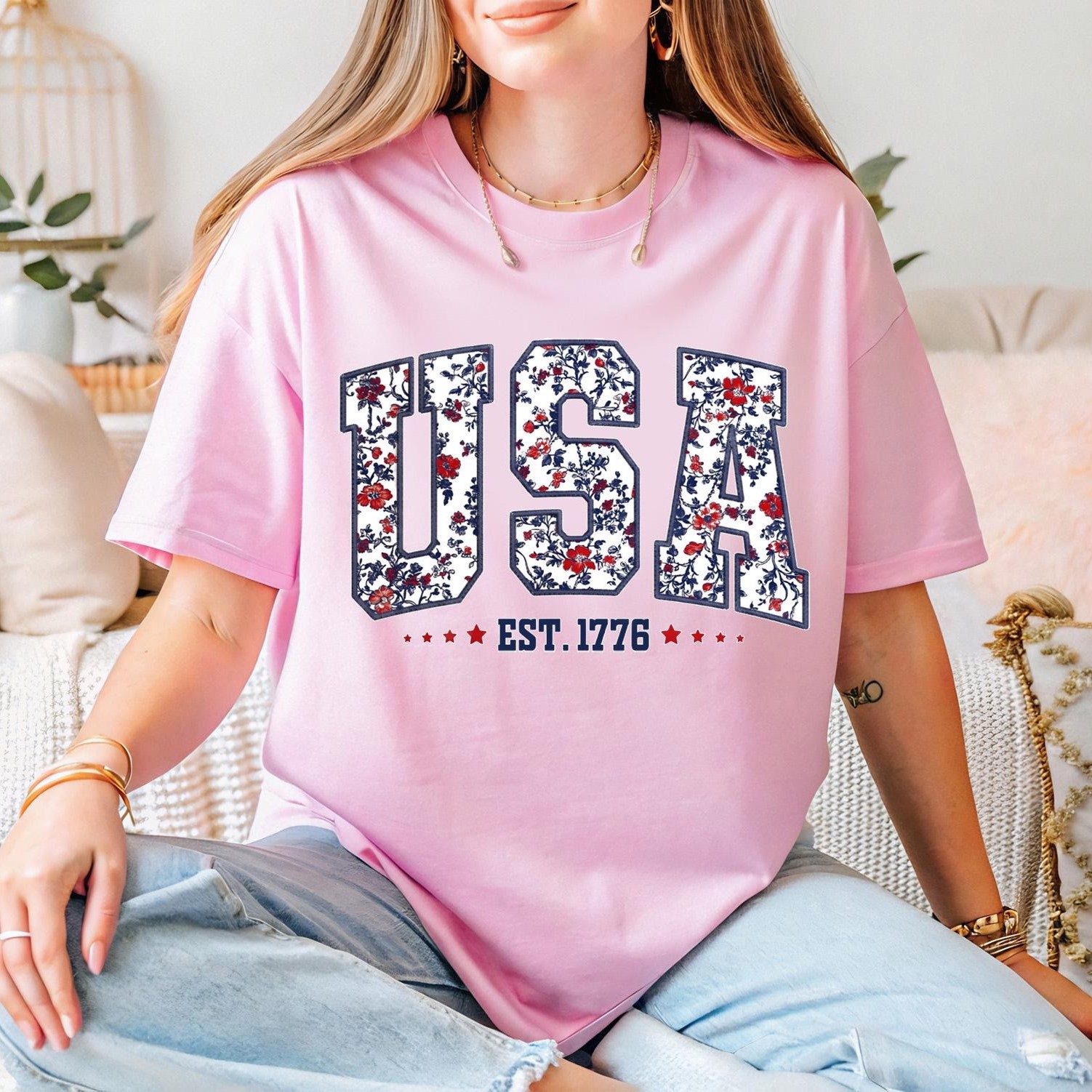 Women's Patriotic Floral USA Graphic Tee, Independence Day Shirt