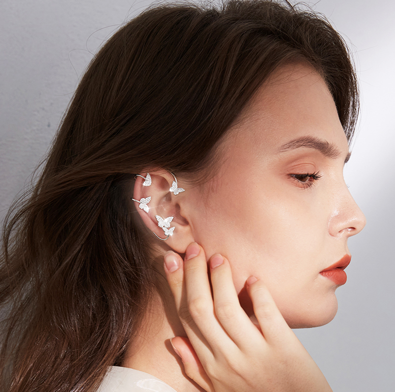 🦋Shiny Zircon Butterfly Ear Clips🦋