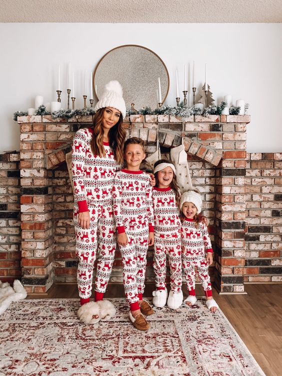 Dear Deer Family Pajamas 2-piece Set-Pink Laura