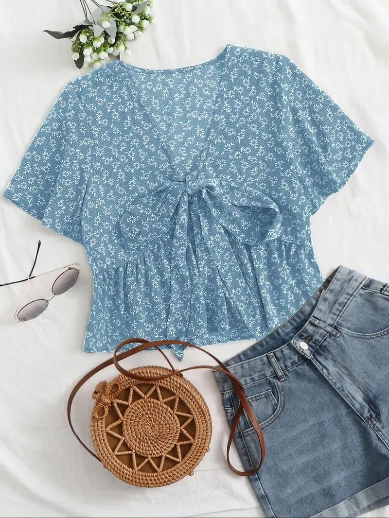 Women's Floral Print V Neck Tie Knot Ruffle Hem Short Sleeve Top