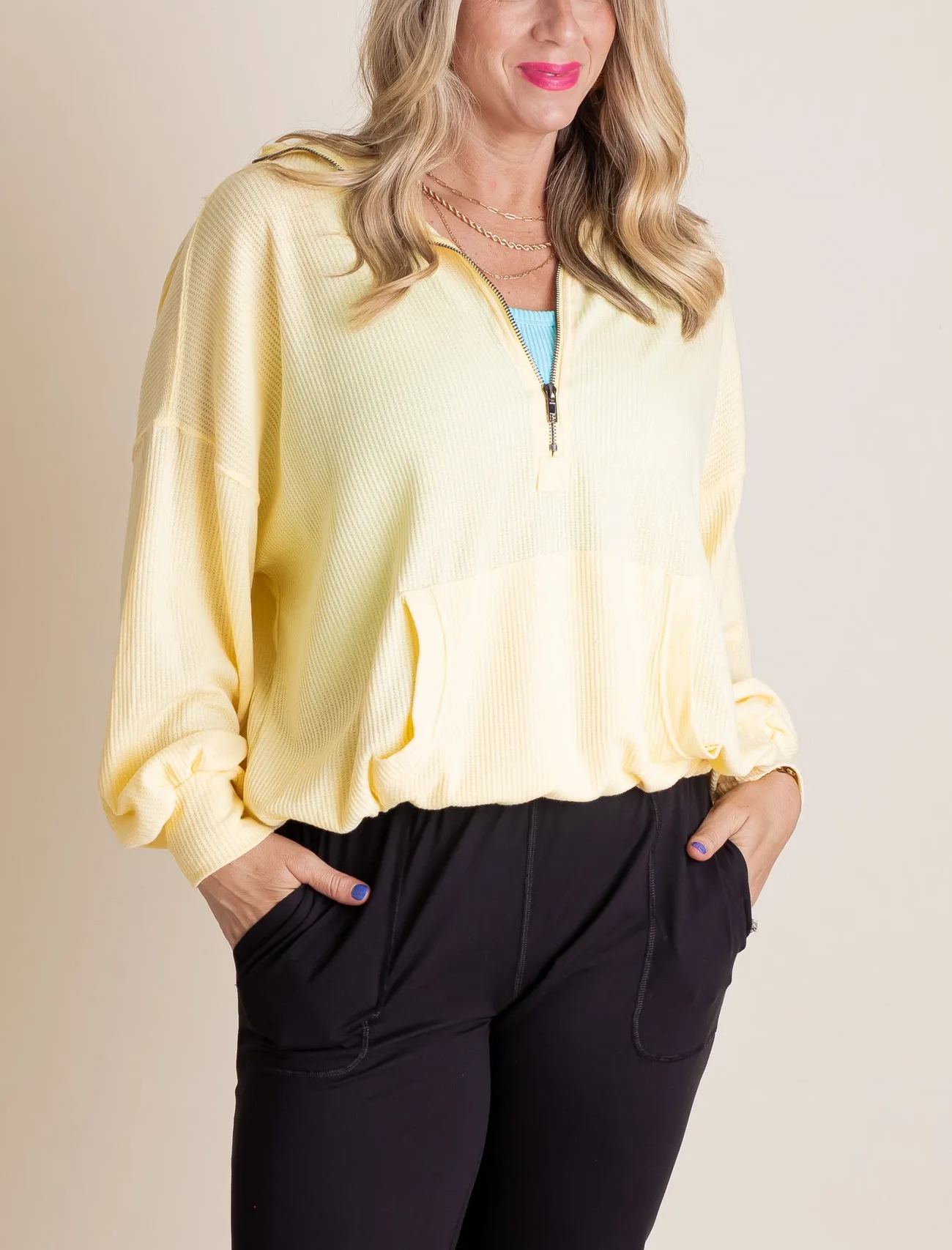 VINTAGE WASHED HALF ZIP UP HOODIE