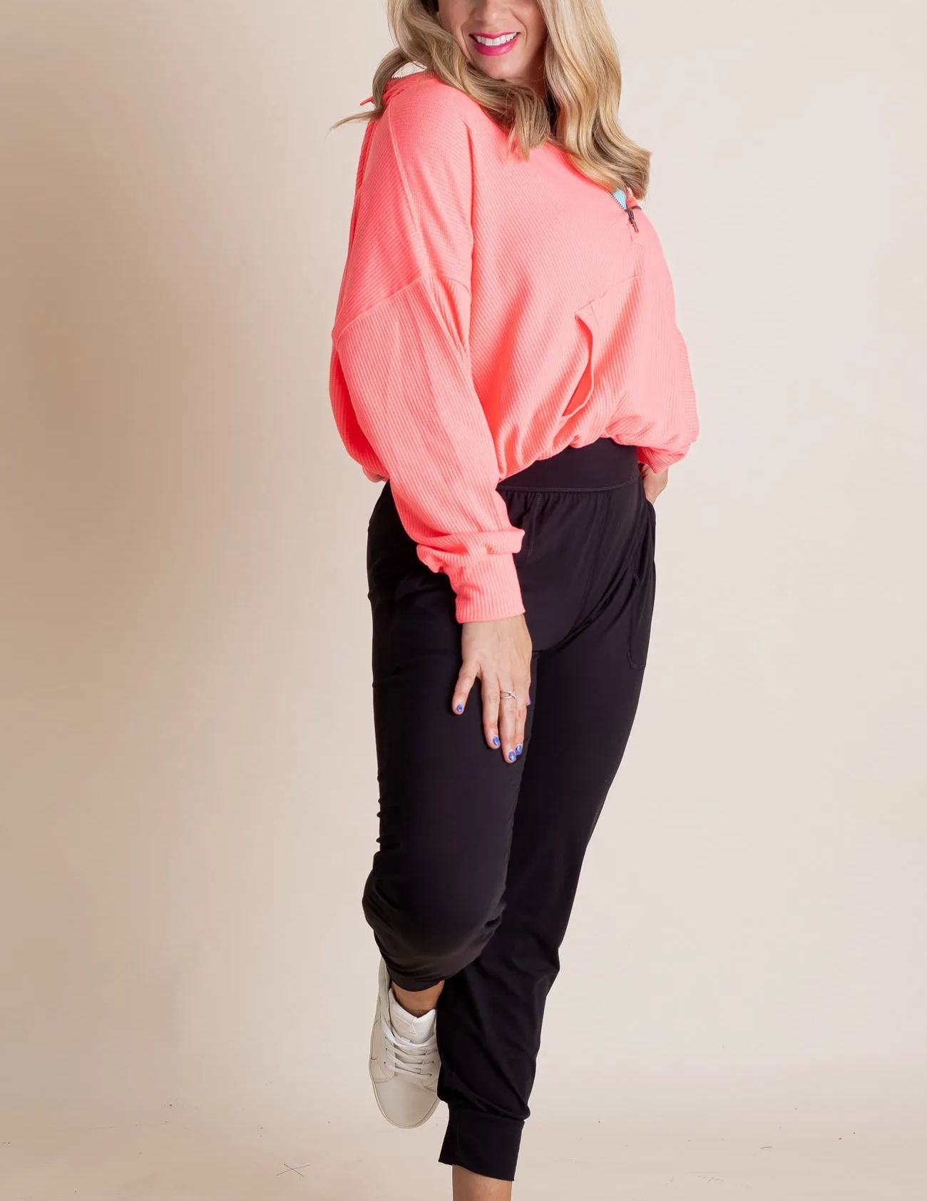 VINTAGE WASHED HALF ZIP UP HOODIE