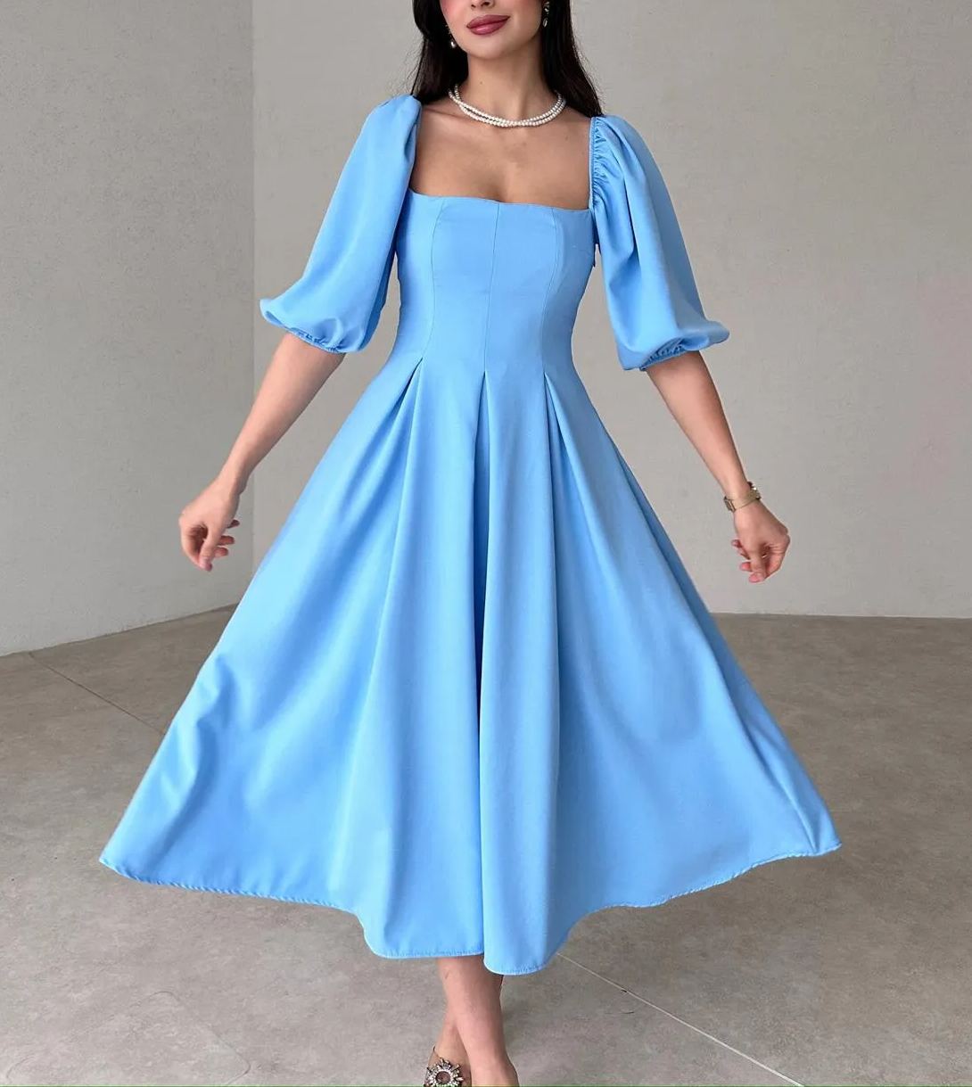 Women's Square Neck Lantern Sleeve Midi Dress