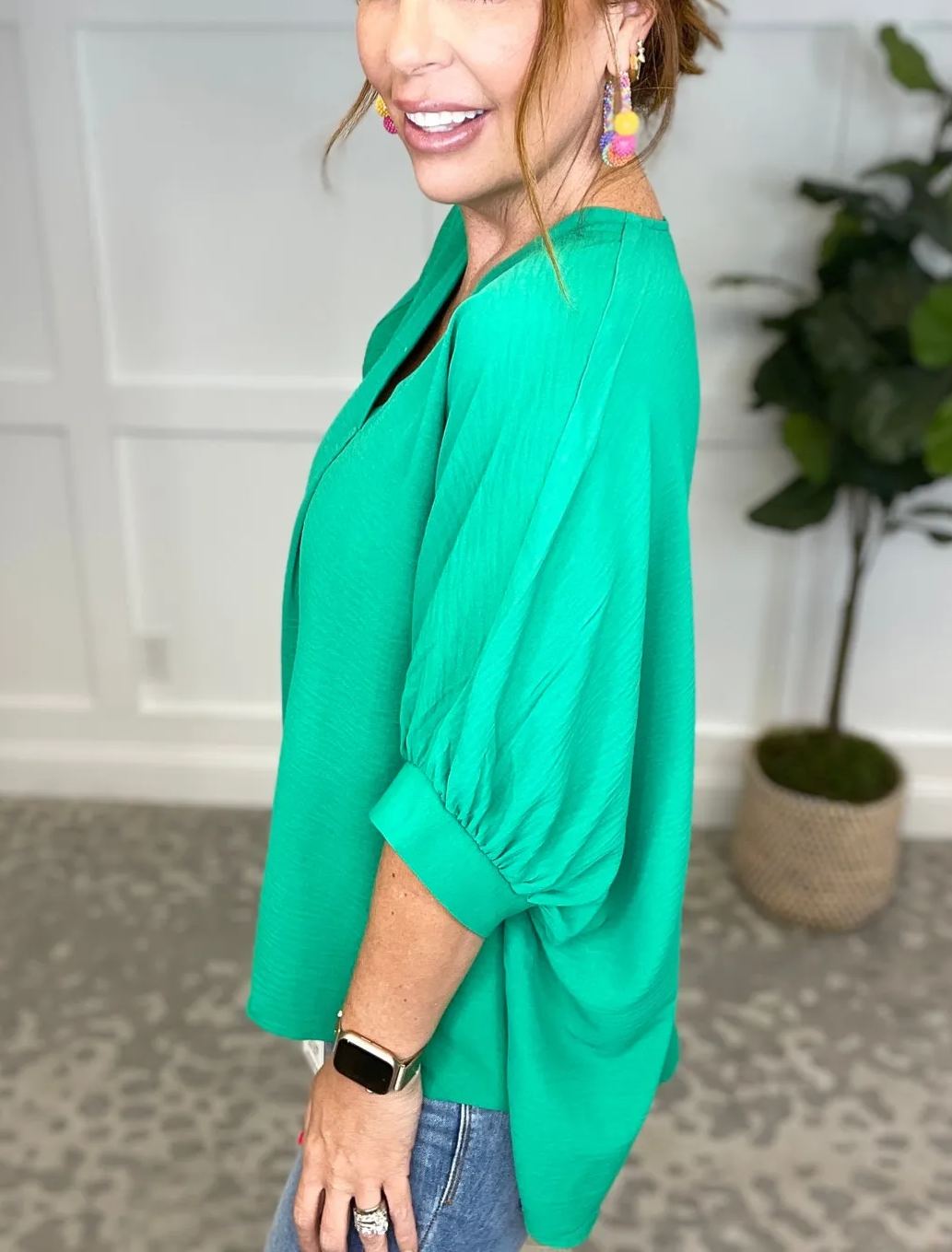 Women's Casual V Neck Puff Half Sleeve Loose Blouse