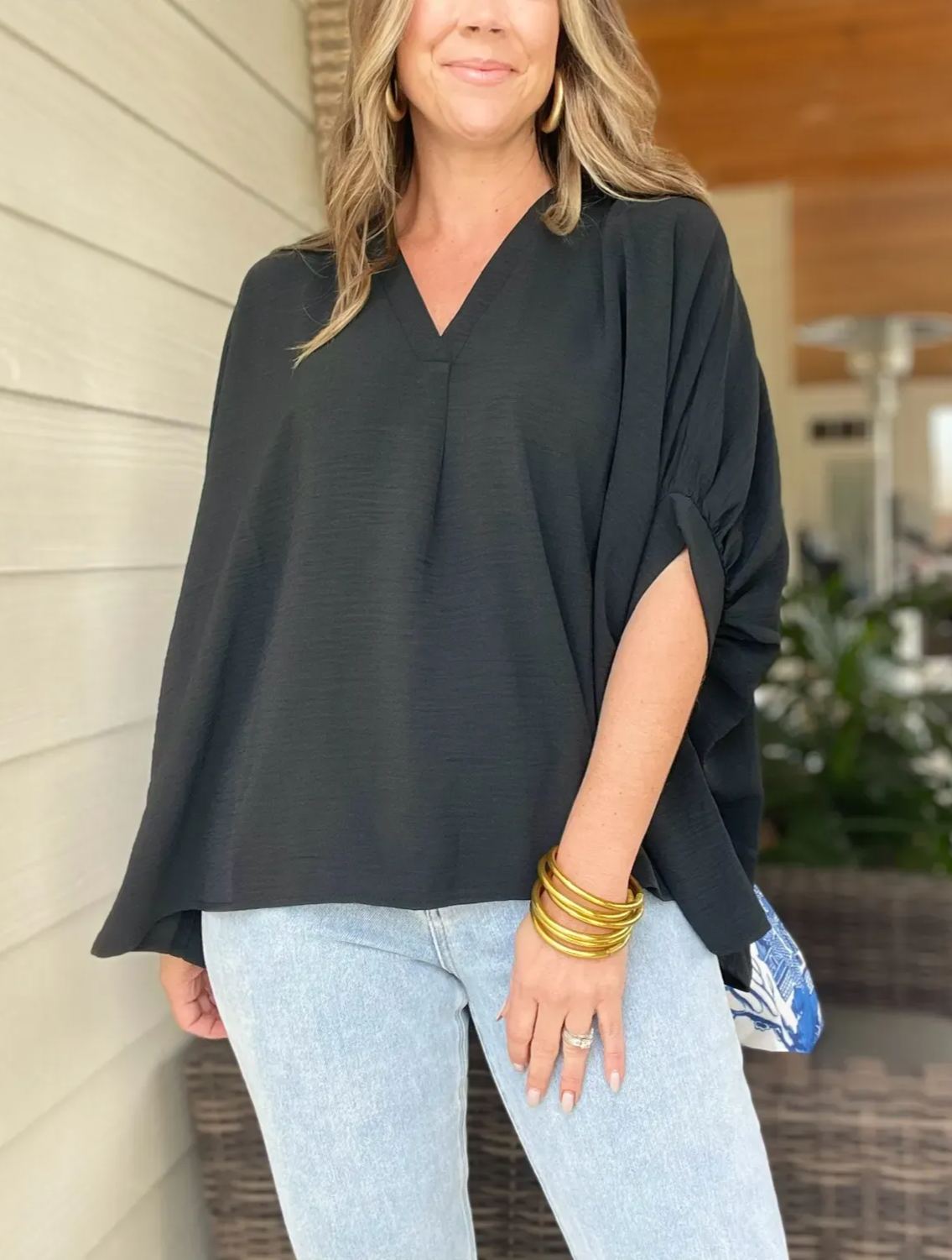 Women's Casual V Neck Puff Half Sleeve Loose Blouse