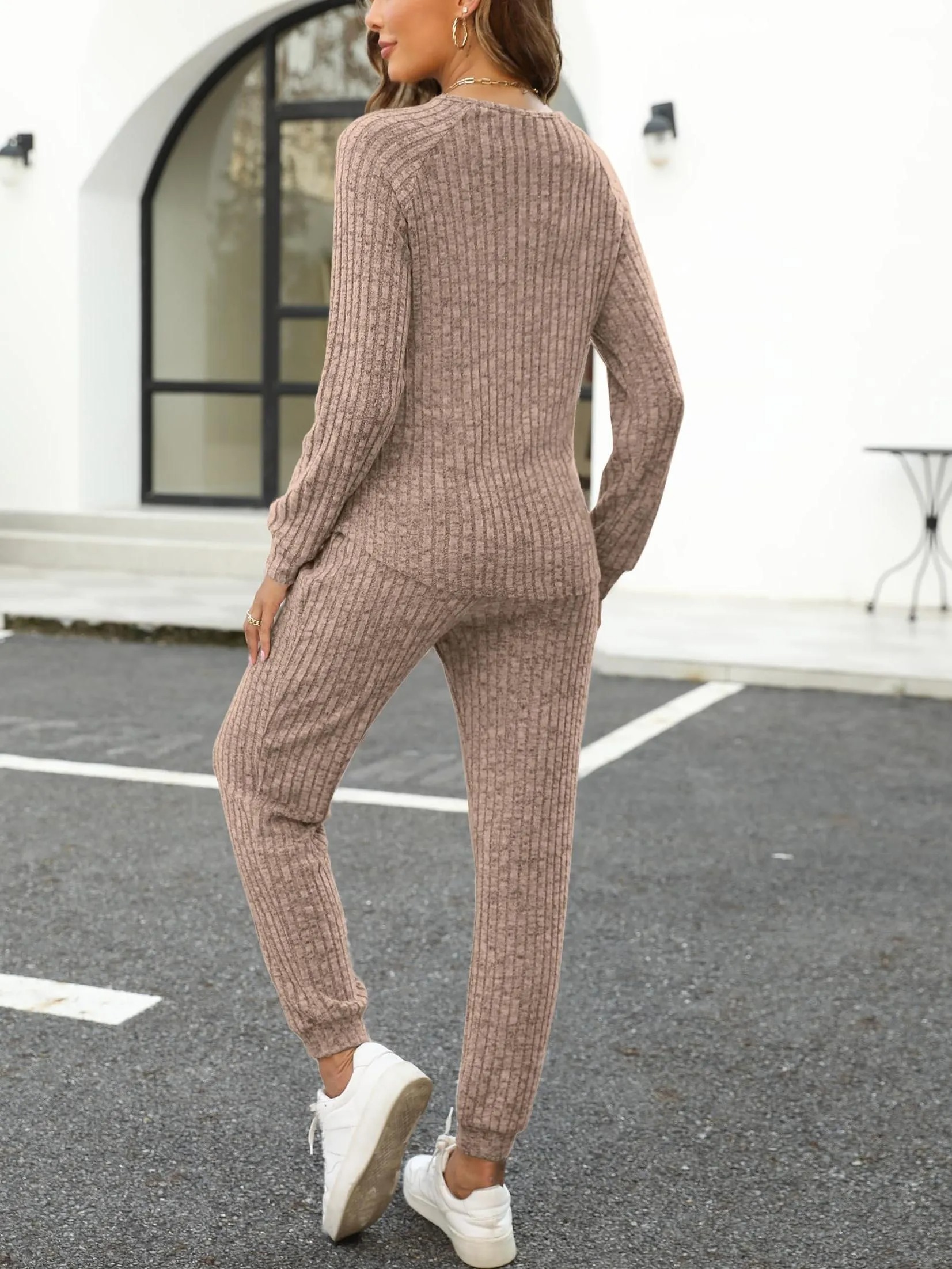 Women‘s’ Button Down Sweatshirt Sweatpants Two Piece Set with Pockets