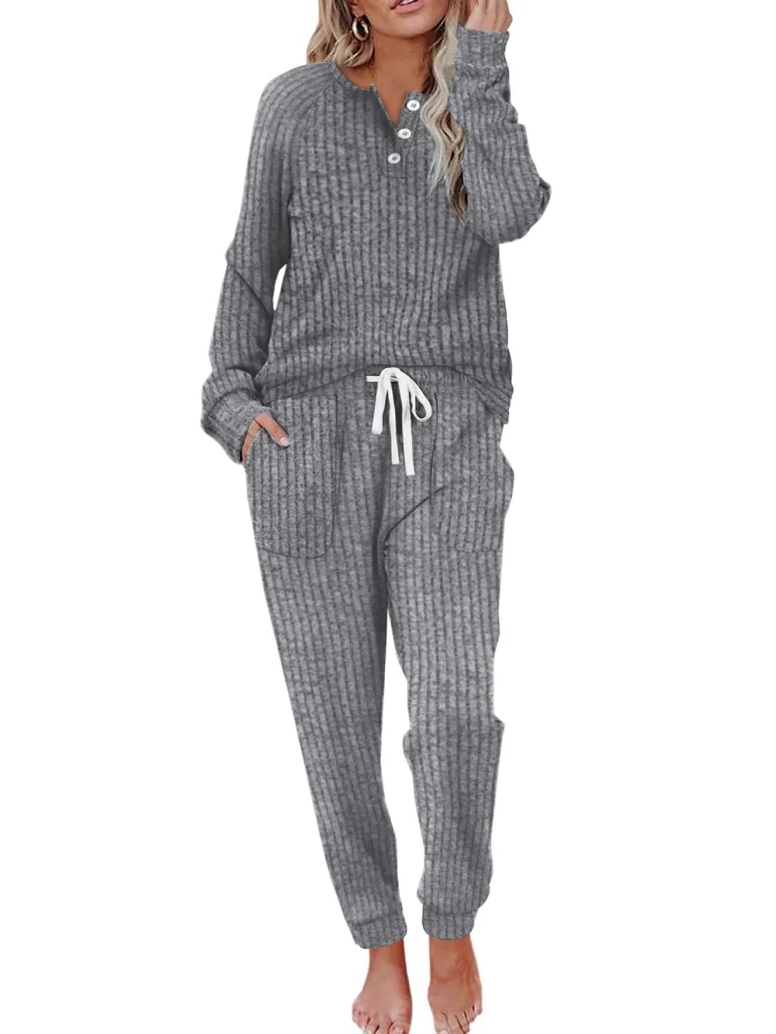 Women‘s’ Button Down Sweatshirt Sweatpants Two Piece Set with Pockets