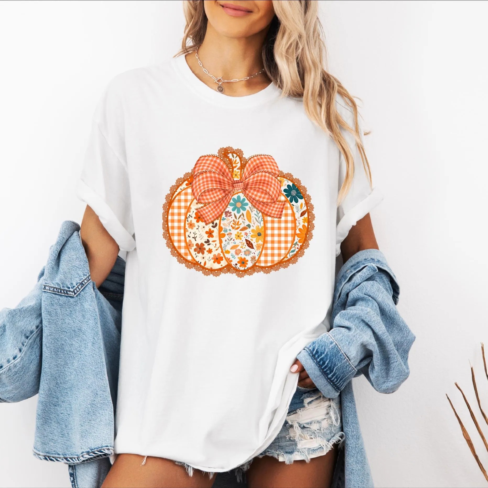 Cute Fall Floral Pumpkin Print T-Shirt