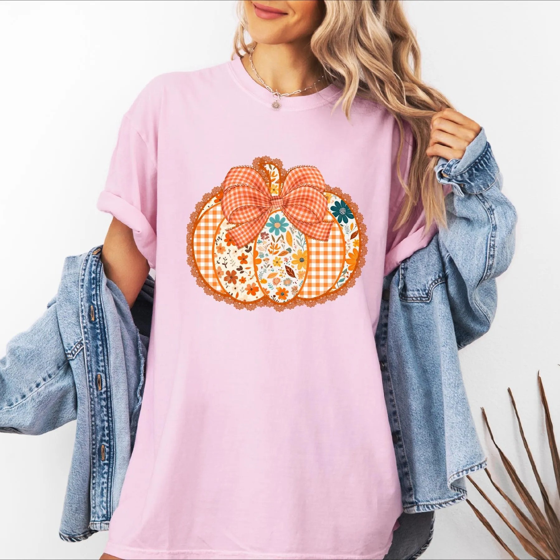 Cute Fall Floral Pumpkin Print T-Shirt