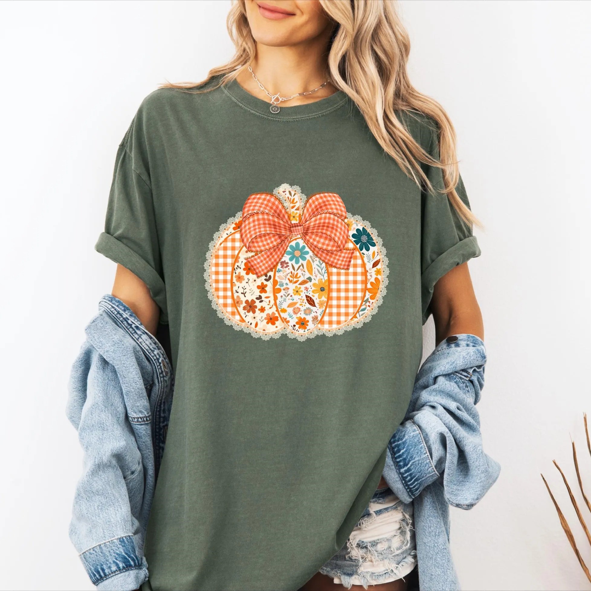 Cute Fall Floral Pumpkin Print T-Shirt