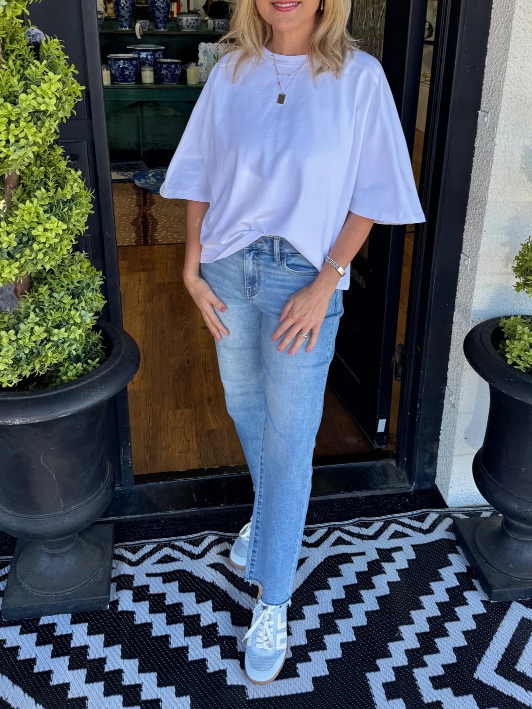 Women's basic half-sleeve T-shirt (Buy 2 Free Shipping)