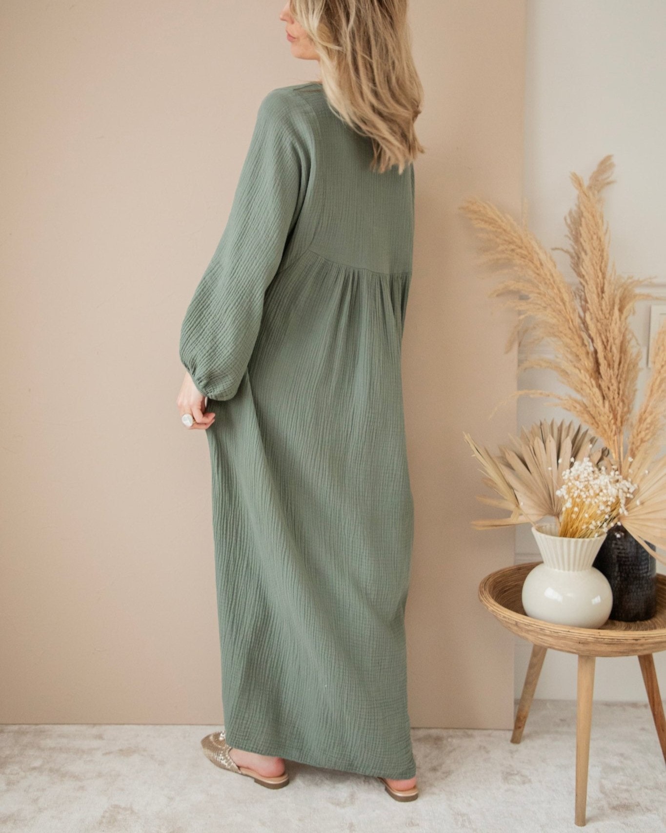 V Neck Puff Long Sleeve Maxi Dress