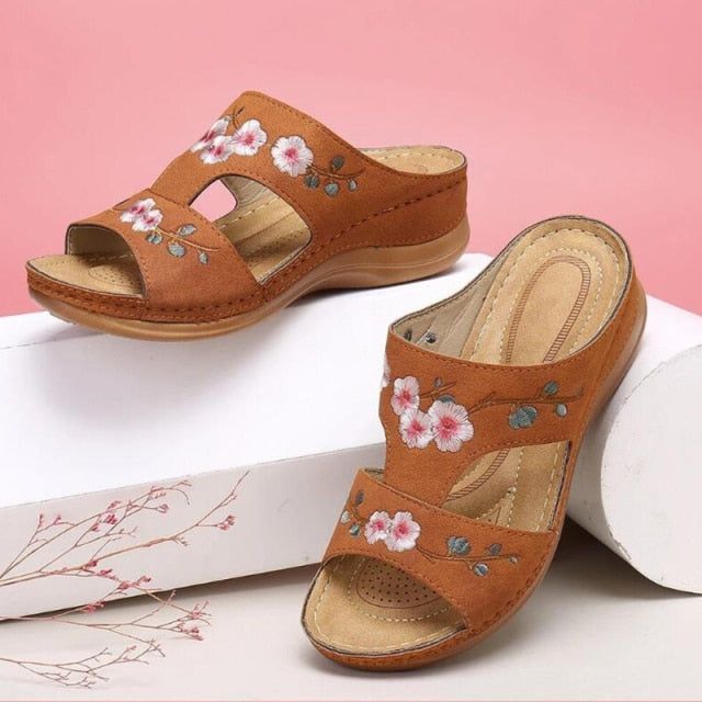 Women's  Embroidered Flower Summer Sandals