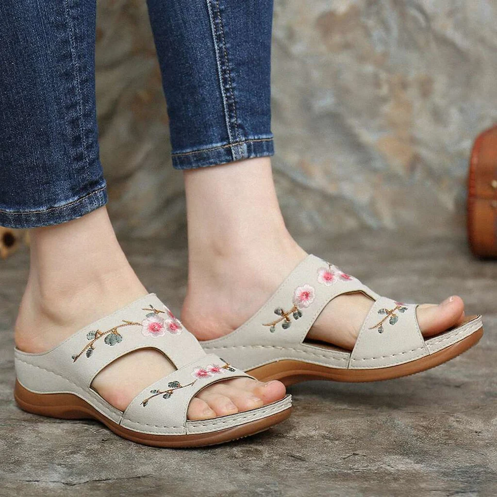 Women's  Embroidered Flower Summer Sandals