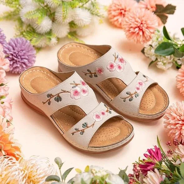 Women's  Embroidered Flower Summer Sandals