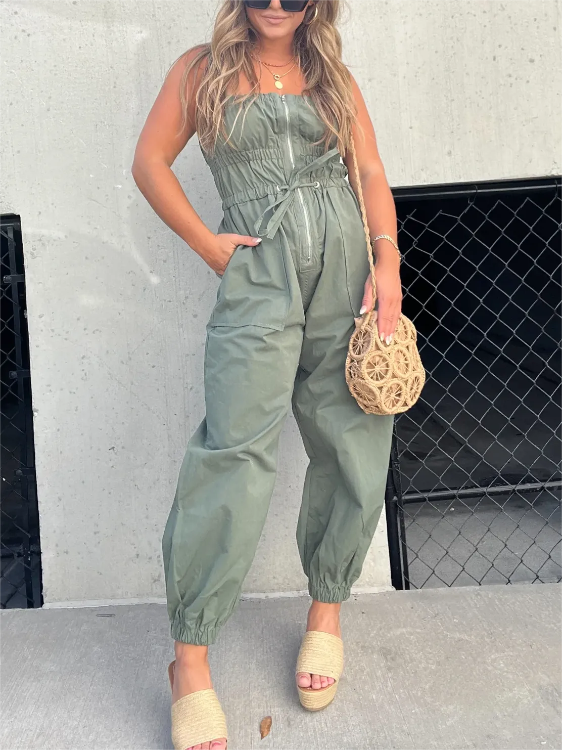 2023 New Gathered Elastic Front Zip Cargo Jumpsuit (Buy 2 Free Shipping)
