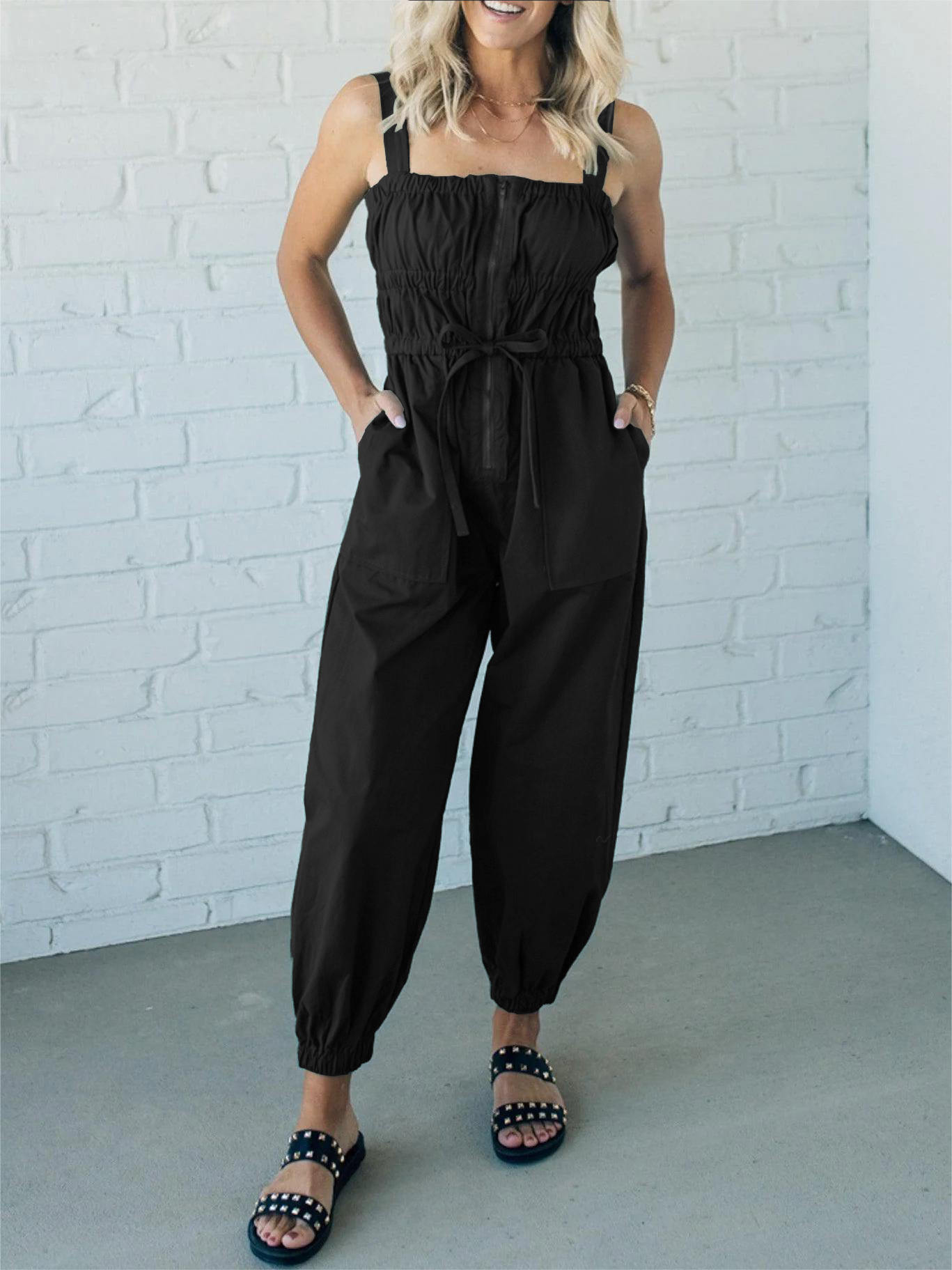 2024 HOT SALE🔥 GATHERED ELASTIC FRONT ZIP CARGO JUMPSUIT(BUY 2 FREE SHIPPING)
