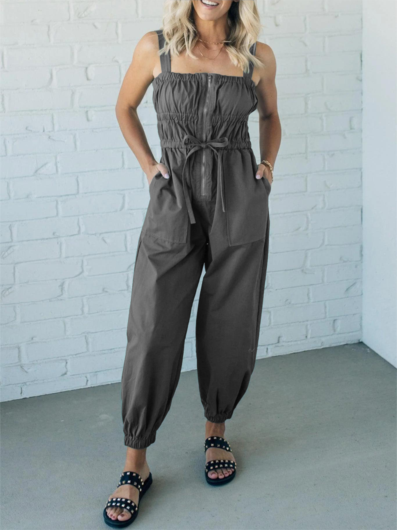 2024 HOT SALE🔥 GATHERED ELASTIC FRONT ZIP CARGO JUMPSUIT(BUY 2 FREE SHIPPING)
