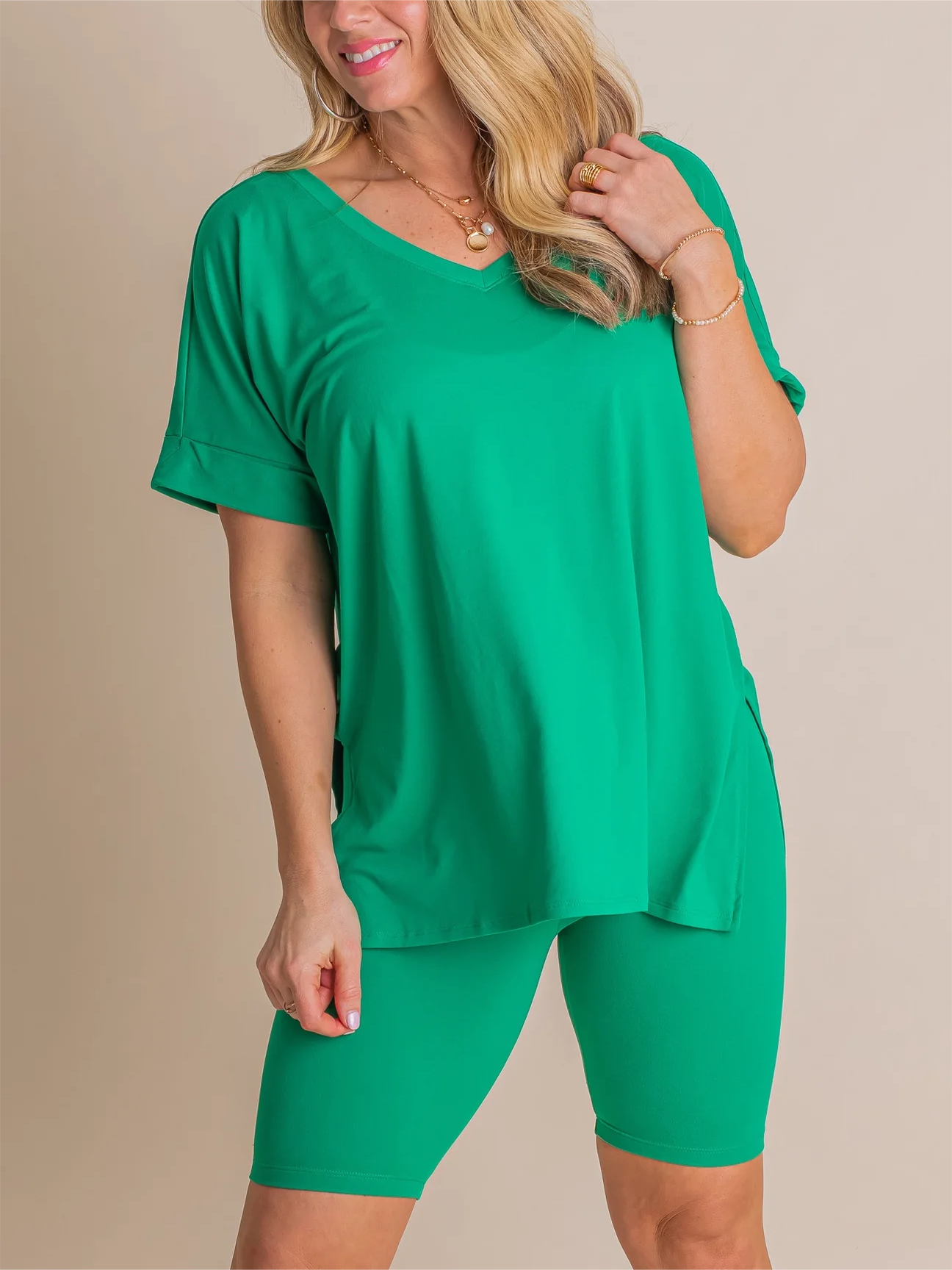 V-neck Short Sleeved Top & Biker Shorts Set(Buy 2 Free Shipping)