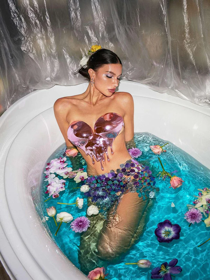 2024 Trendy Metallic Heart Drop Armor Top(buy 2 10% OFF)