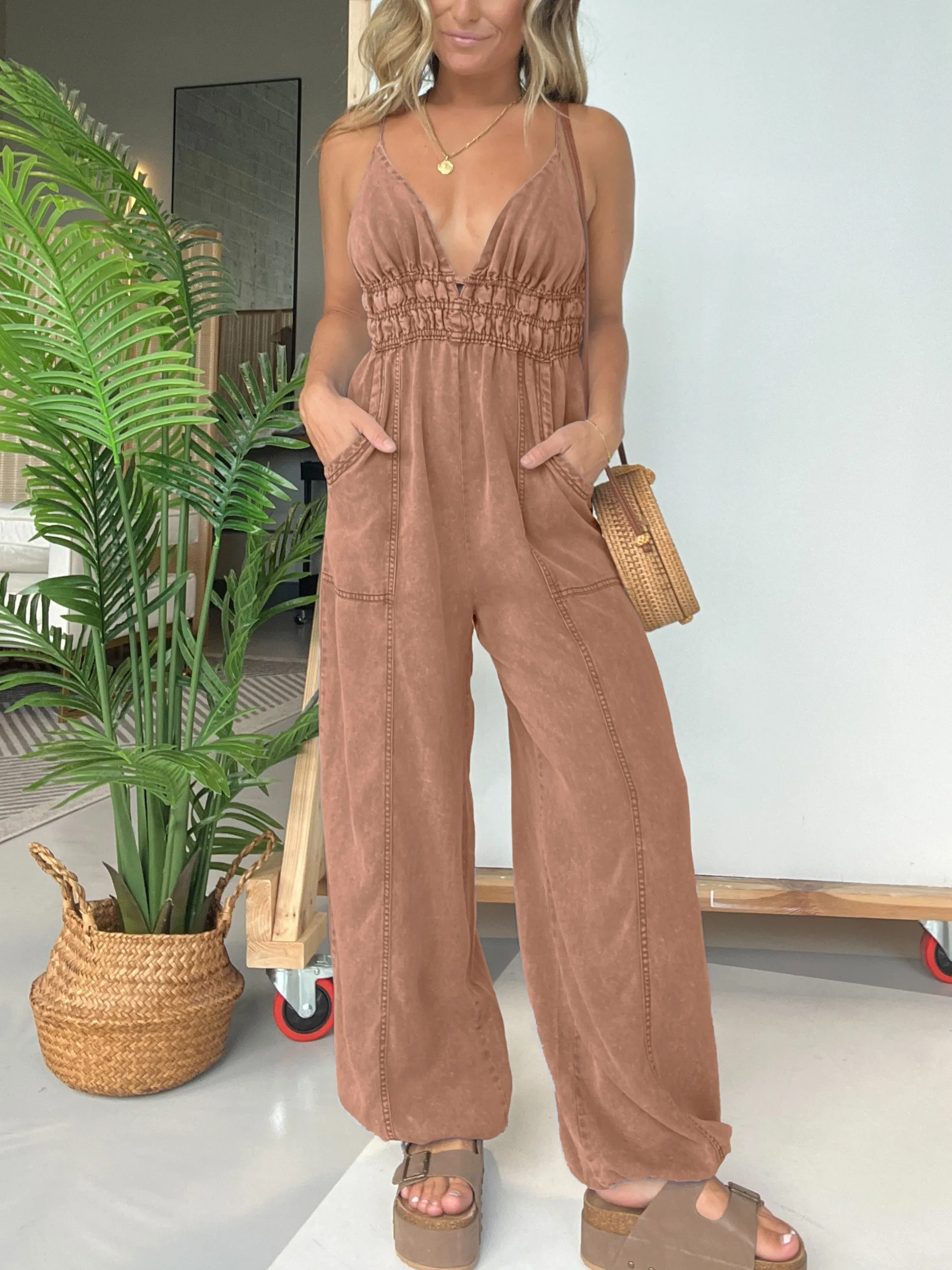 Adjustable Straps Lightweight  V-Neck Jumpsuit （Buy 2 Free Shipping）