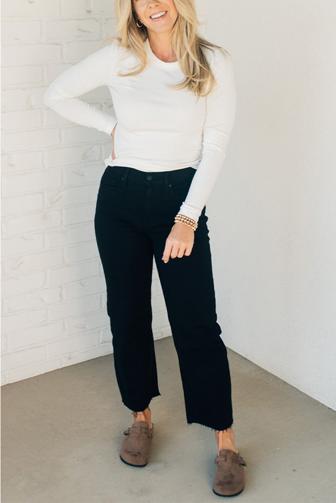 Nova Basic Long Sleeve Tee