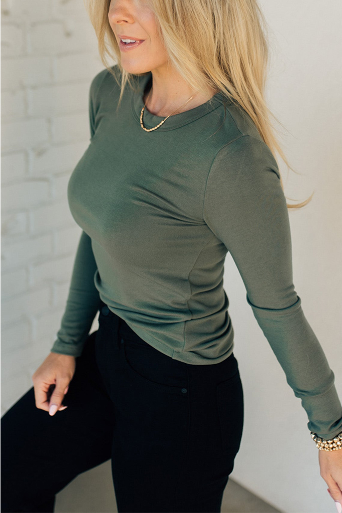 Nova Basic Long Sleeve Tee